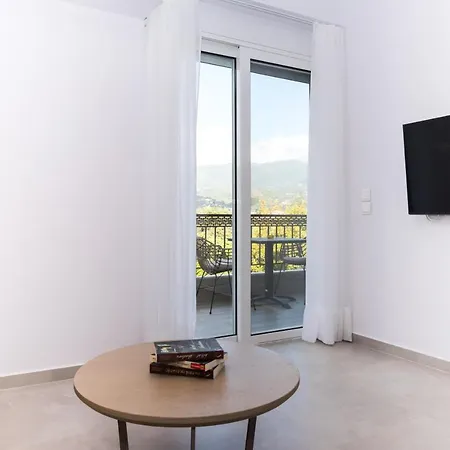 Apartment Naya