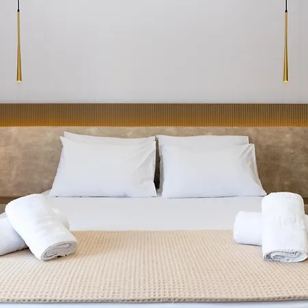 Naya Καλαμάτα