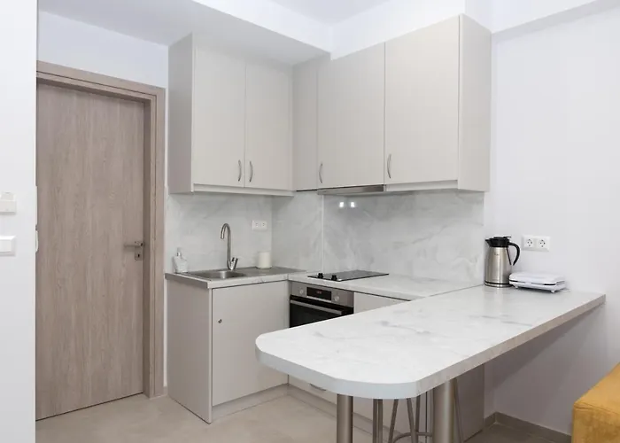 Apartment Naya *