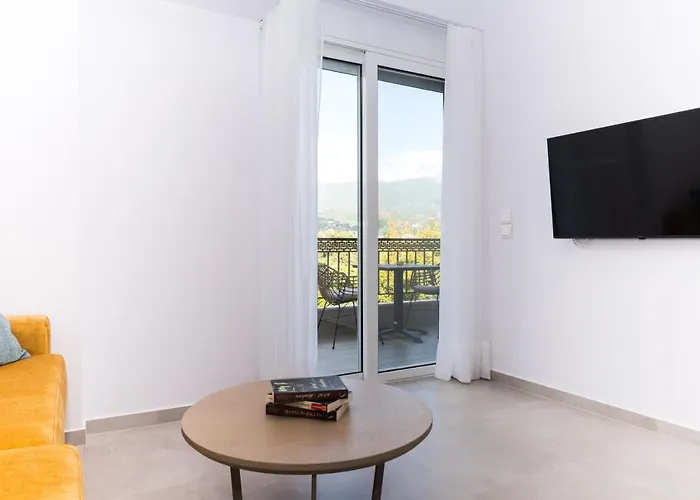 Apartment Naya